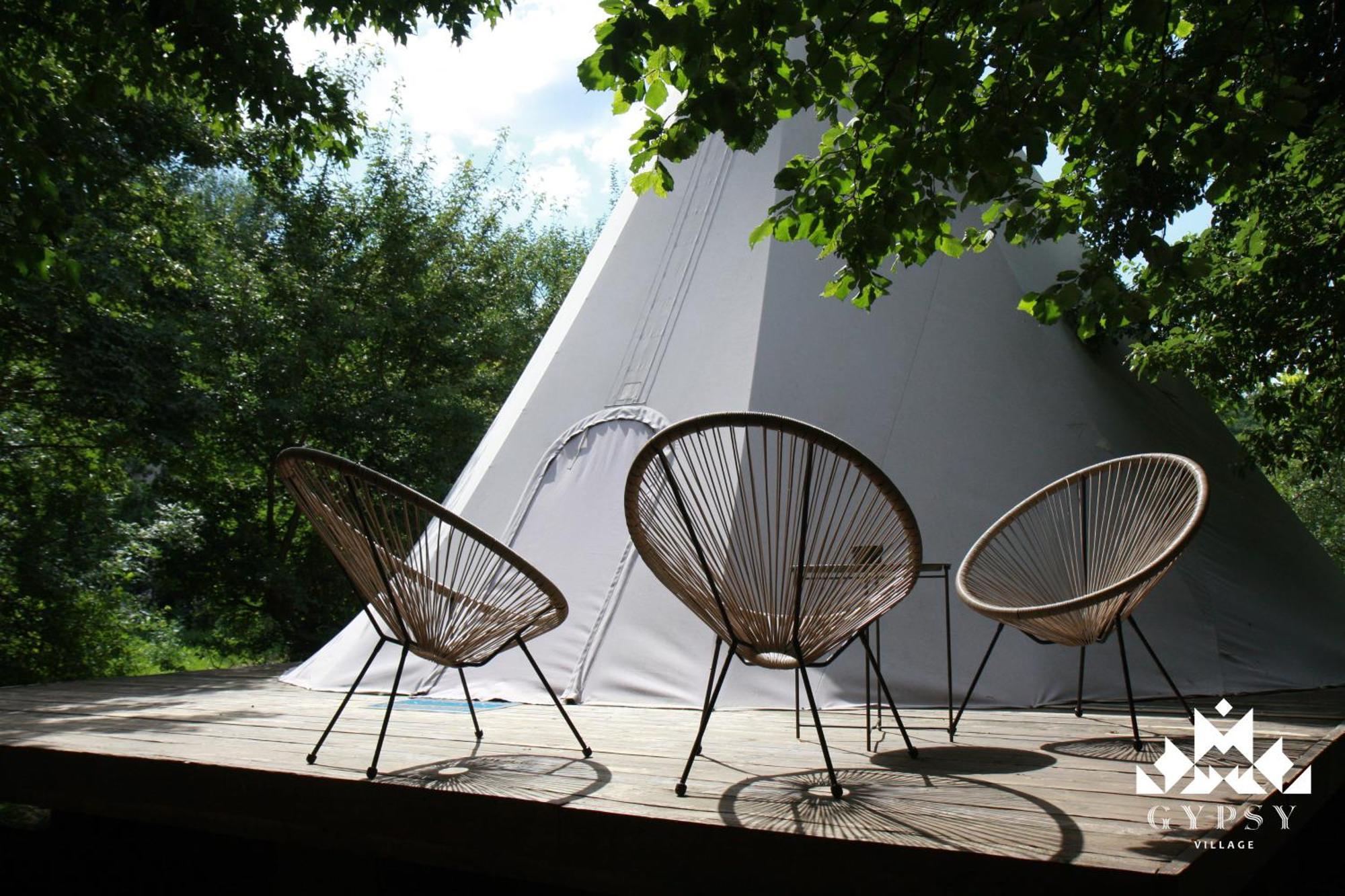 Gipsy Village Park Hotel Asureti Bagian luar foto